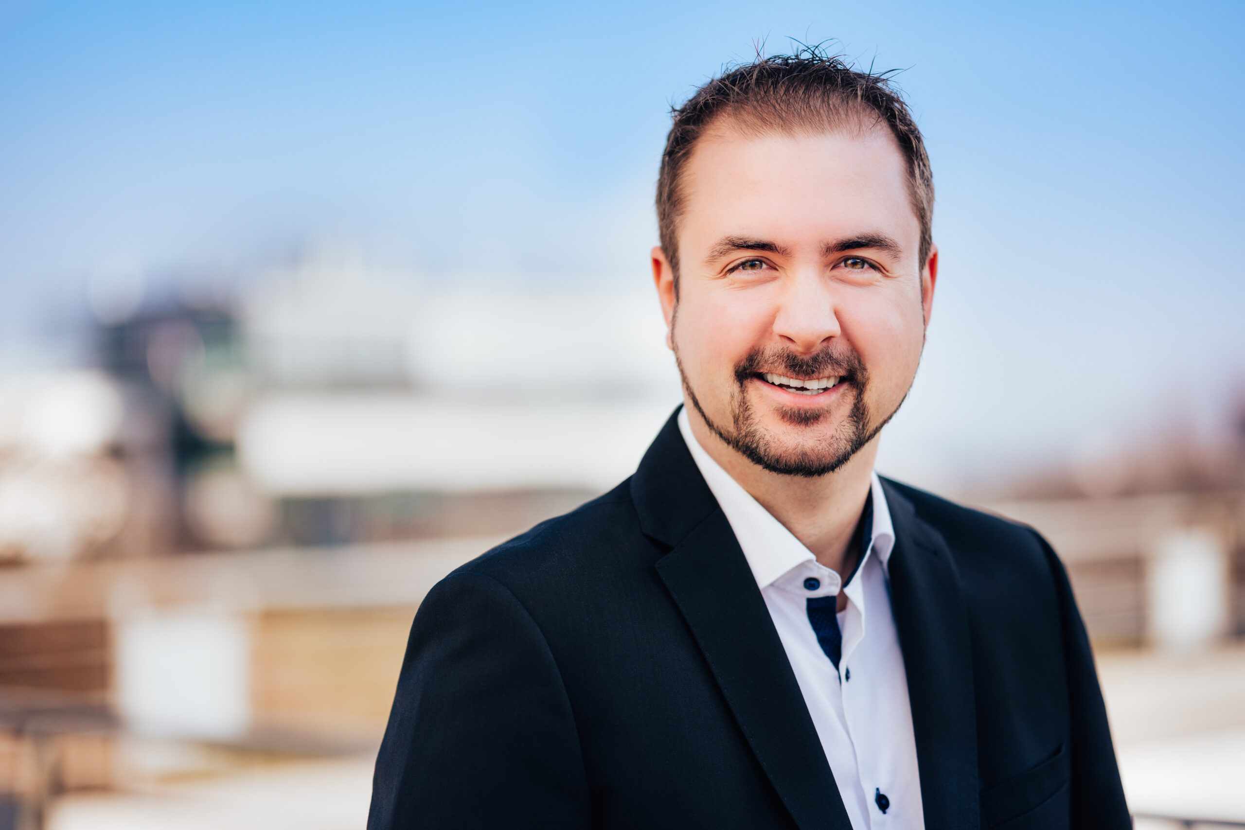 Die Mitarbeiter*innen der Wirtschaftsförderungsgesellschaft Paderborn mbH (WFG). Foto: Besim Mazhiqi